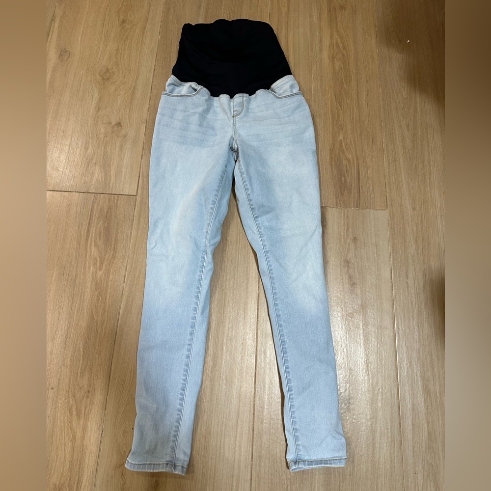 Maternity jeans